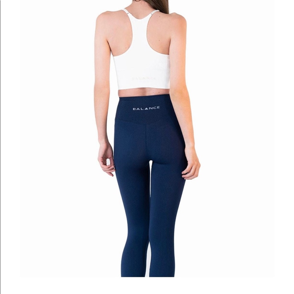 Linear Racer Top - Picture 2 of 2